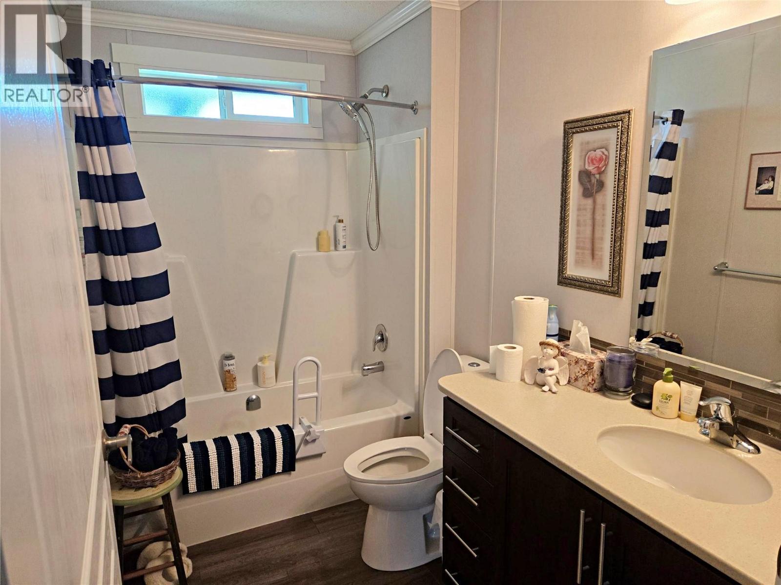 #25A 121 Ferry Road - 28