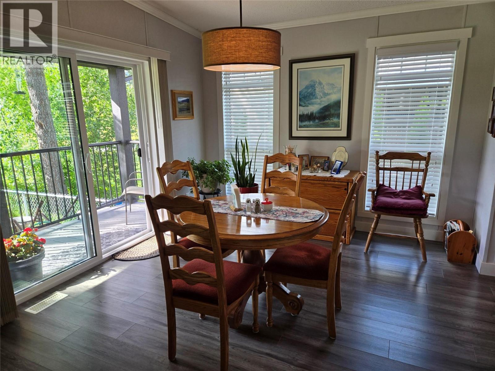 #25A 121 Ferry Road - 17
