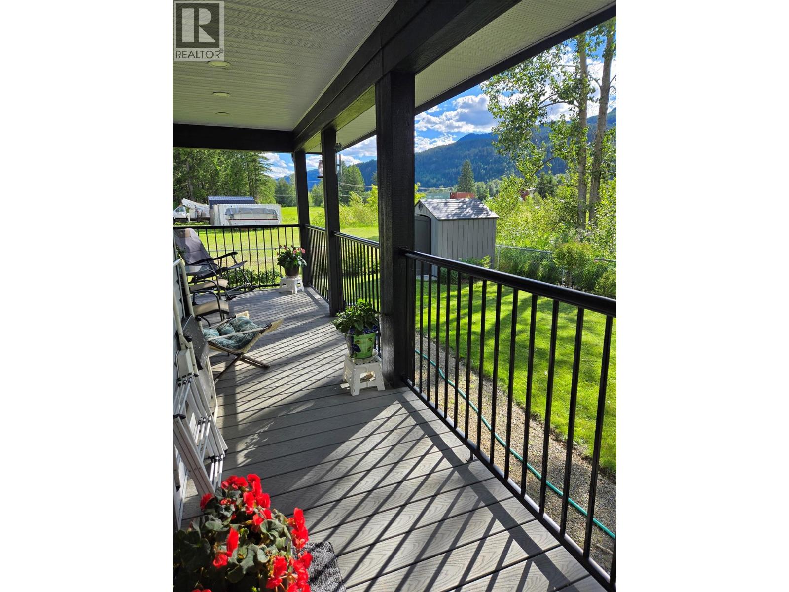 #25A 121 Ferry Road - 7