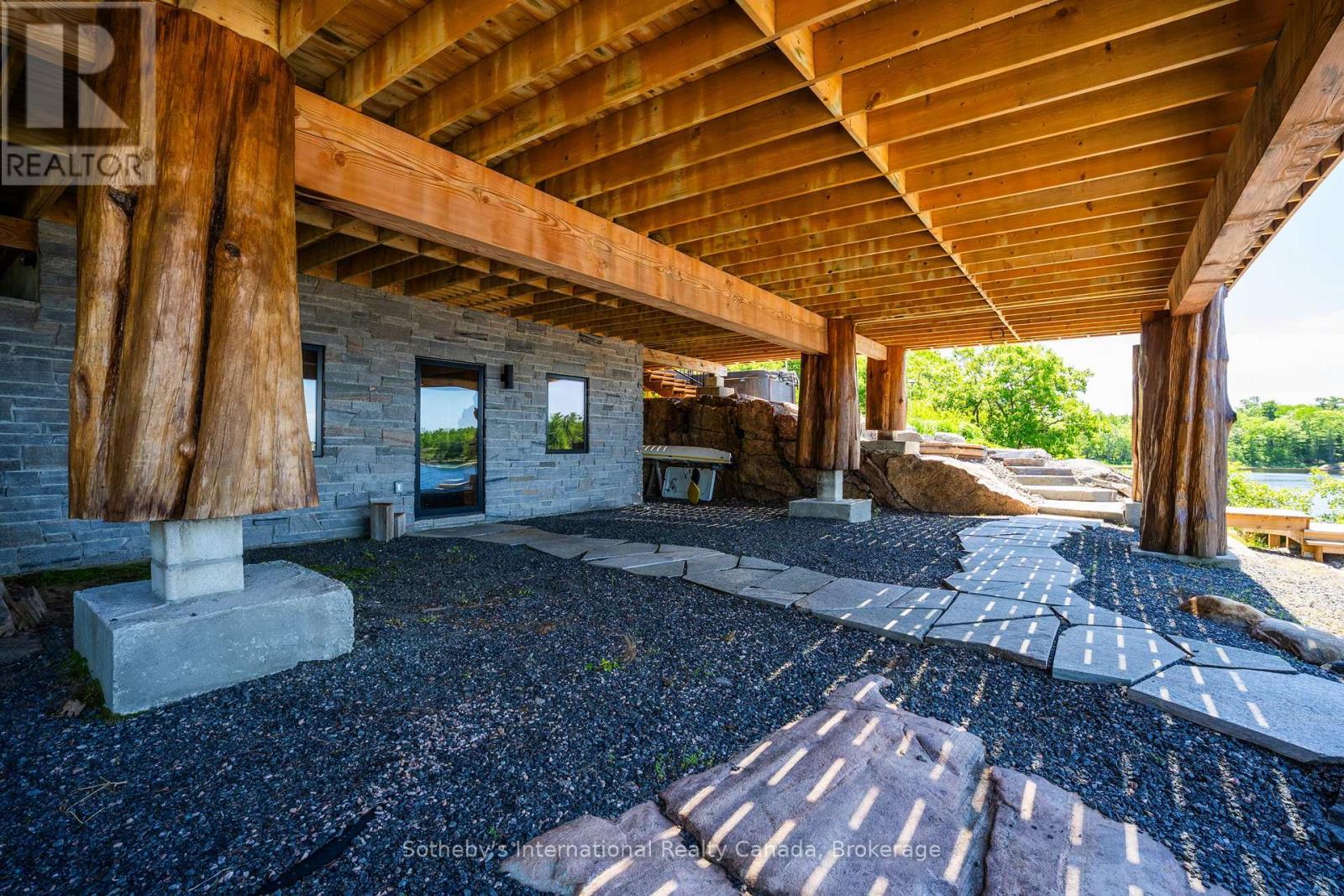 54 IRELAND POINT ROAD - Image 32