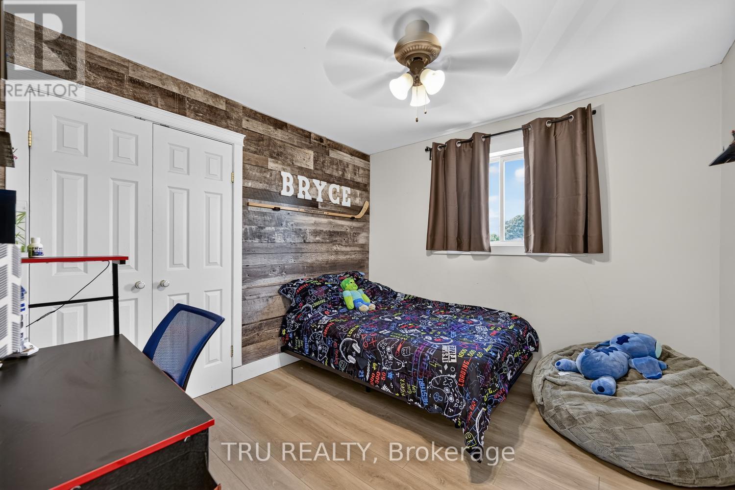 5 BROOKVIEW CRESCENT - 17