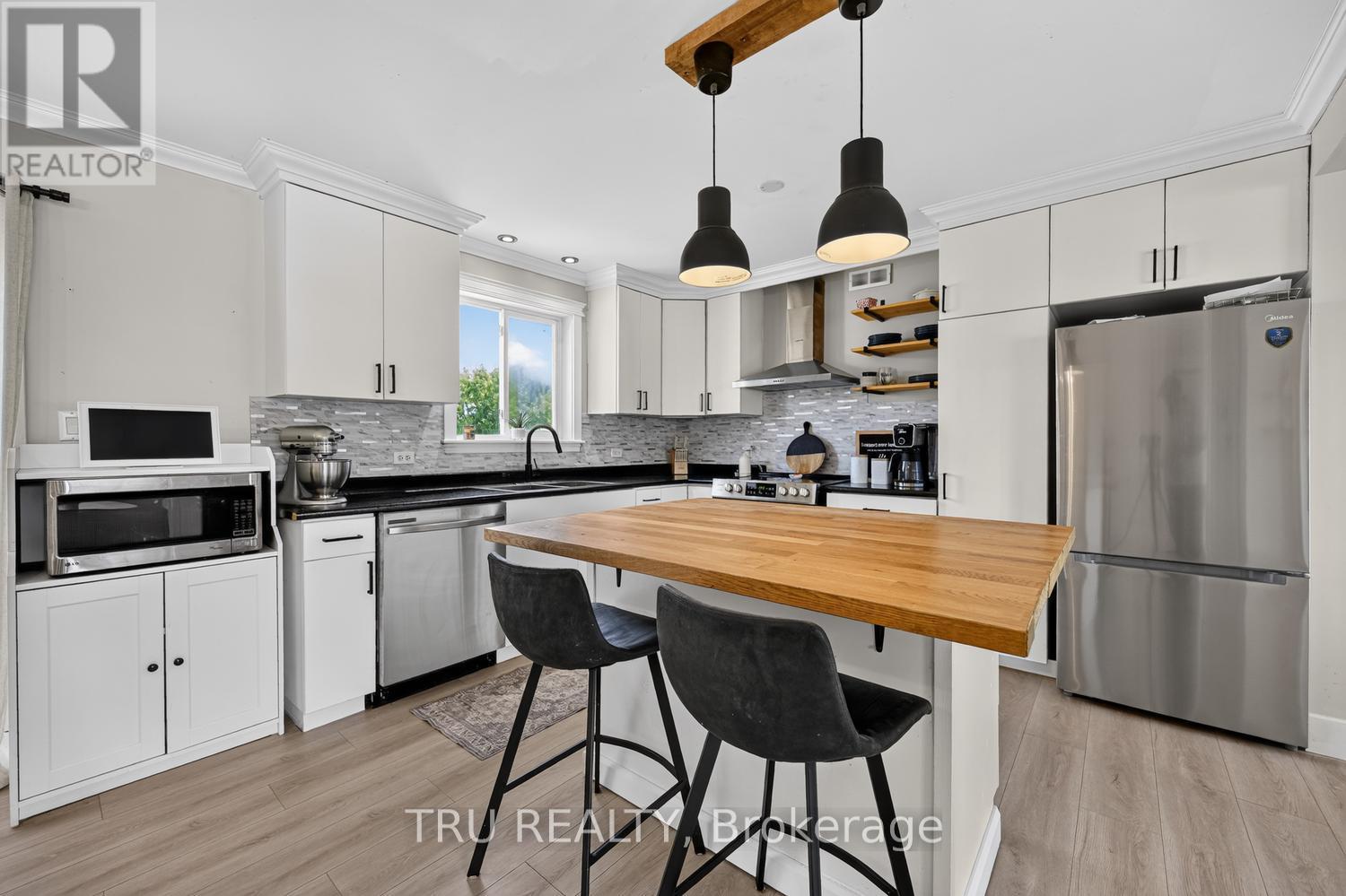 5 BROOKVIEW CRESCENT - 7