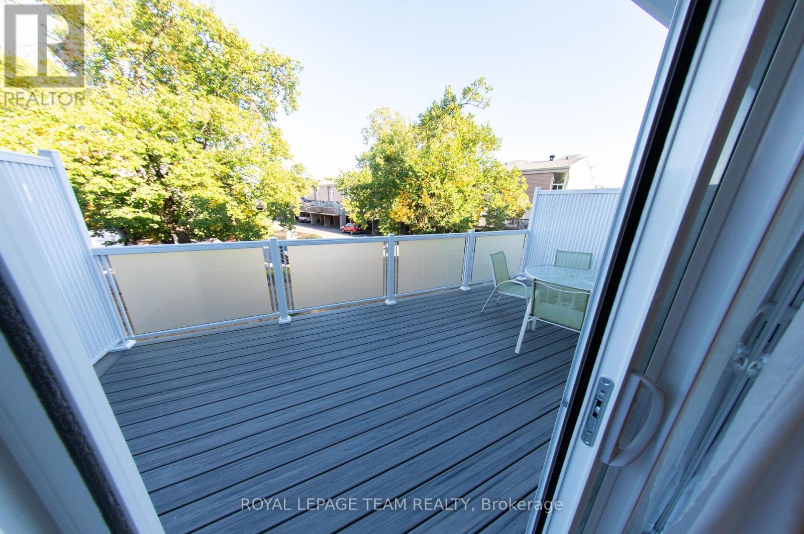 #44 3415 UPLANDS DRIVE - 24