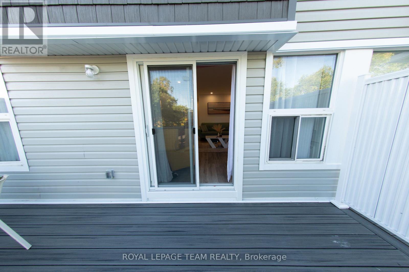#44 3415 UPLANDS DRIVE - 26