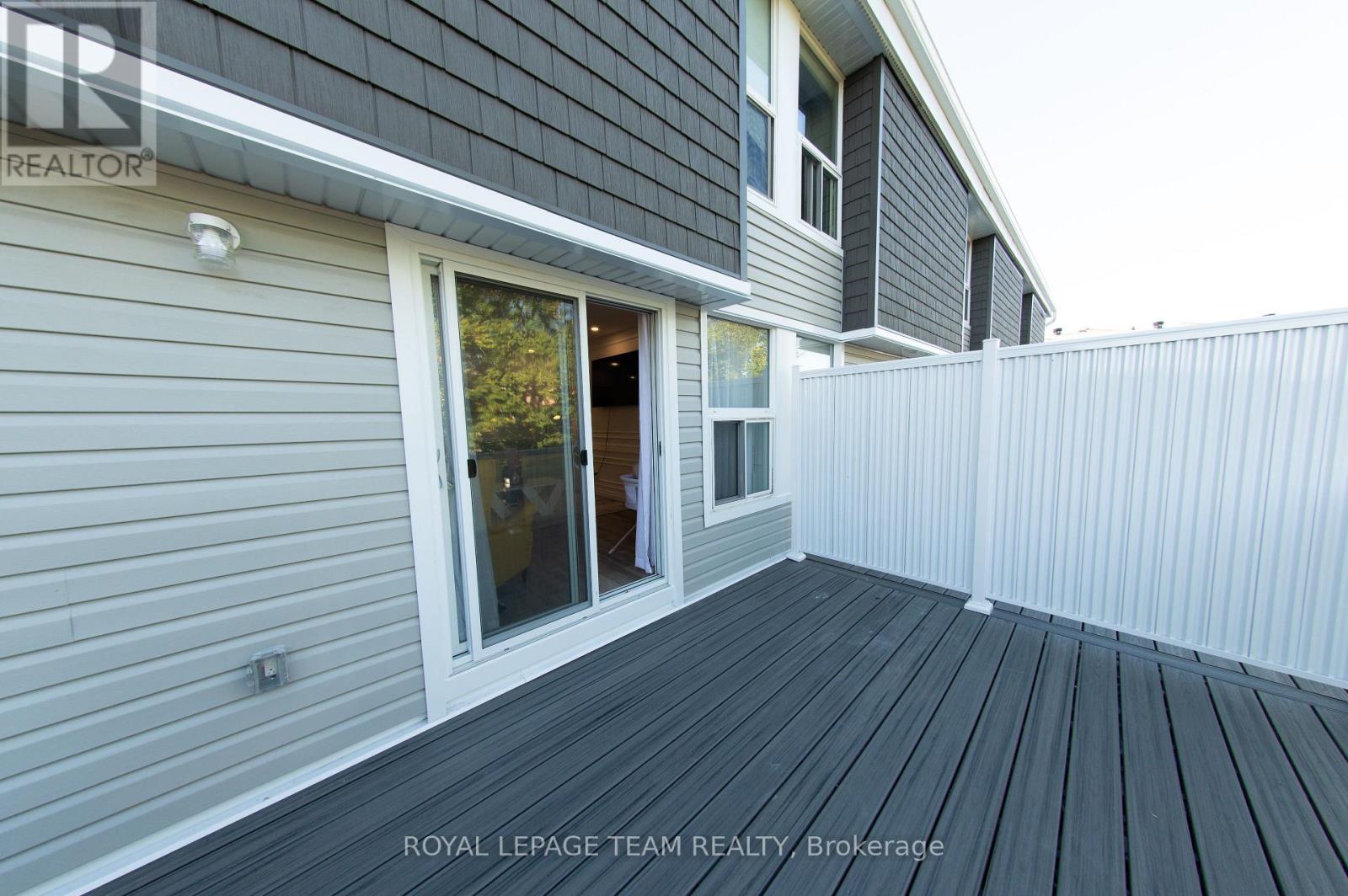#44 3415 UPLANDS DRIVE - 29