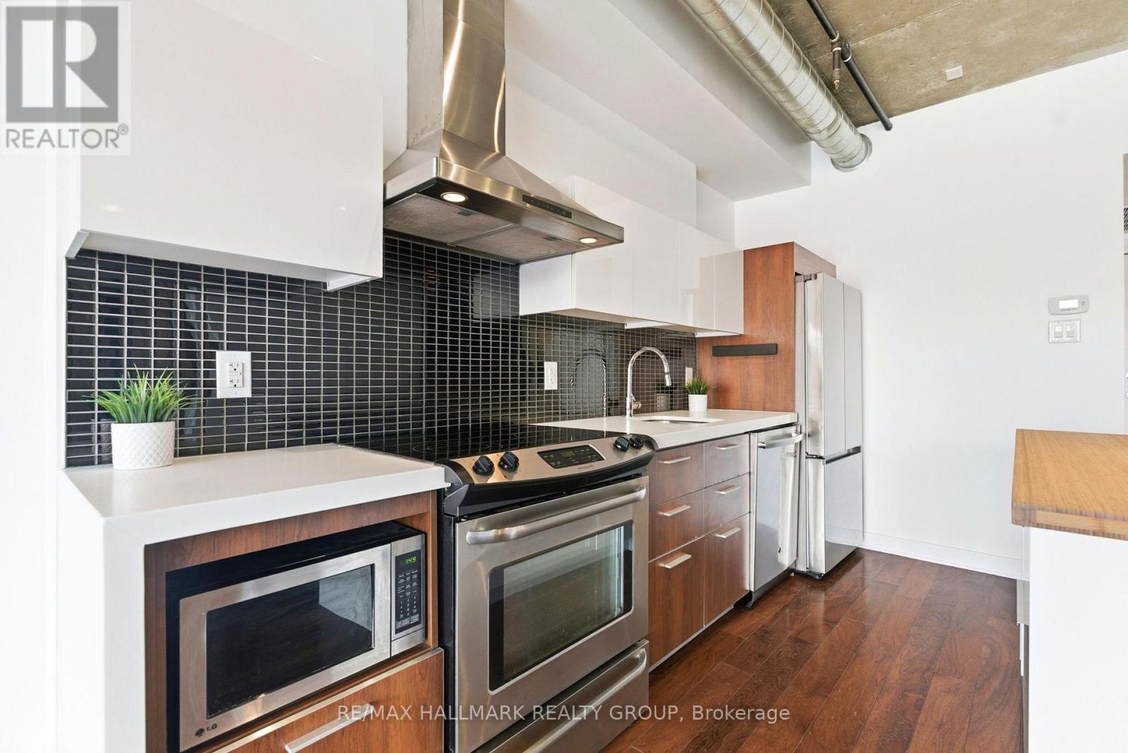 1 Bed, 1 Bath Apartment for Sale in Ottawa – 645 – 340 MCLEOD STREET, Ottawa – MLS# X13464282 - Image 12