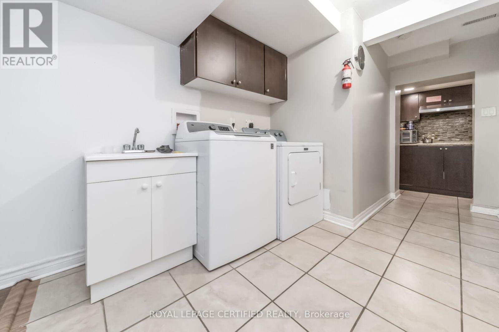 3 OLDE TOWN ROAD - 24