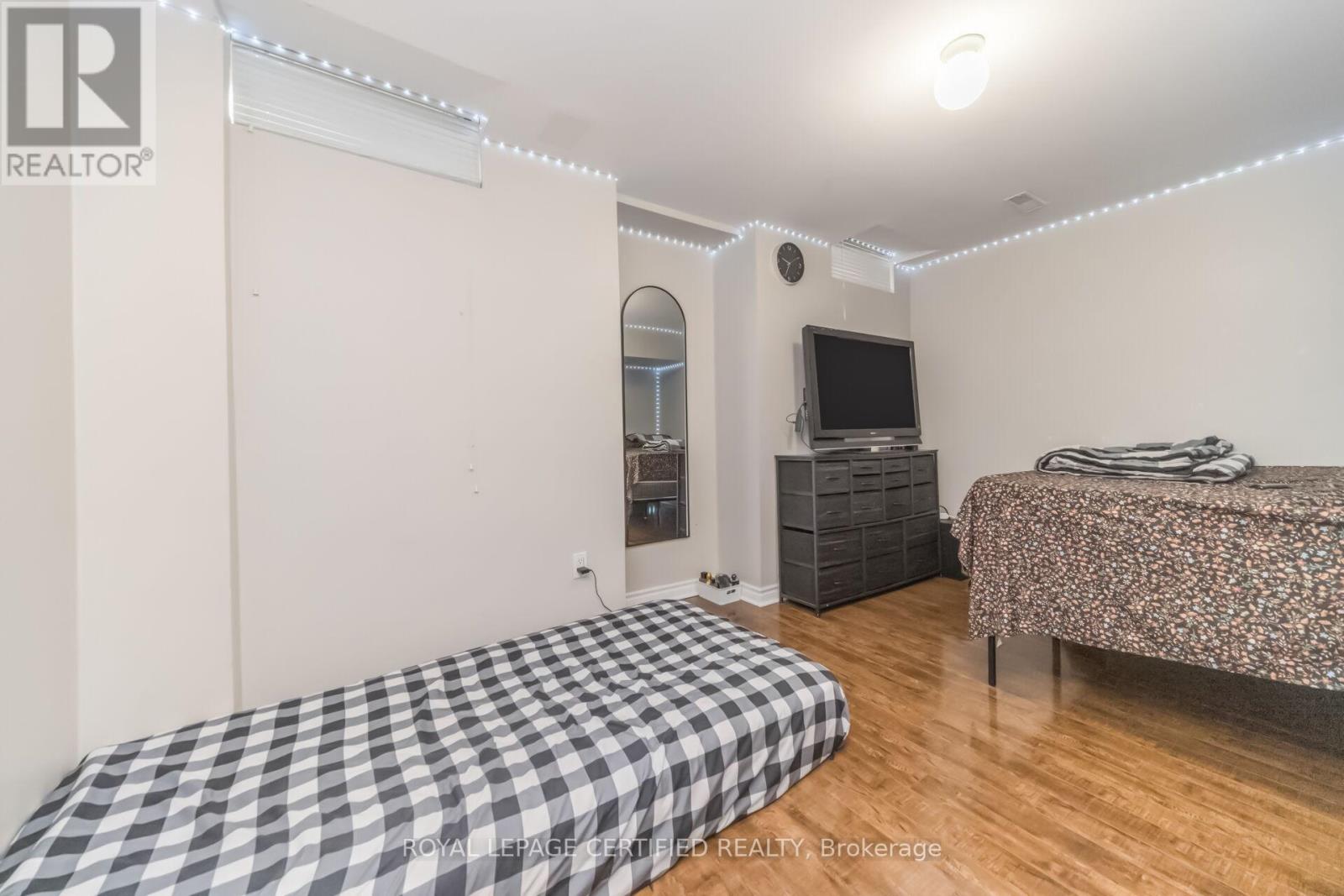 3 OLDE TOWN ROAD - 29