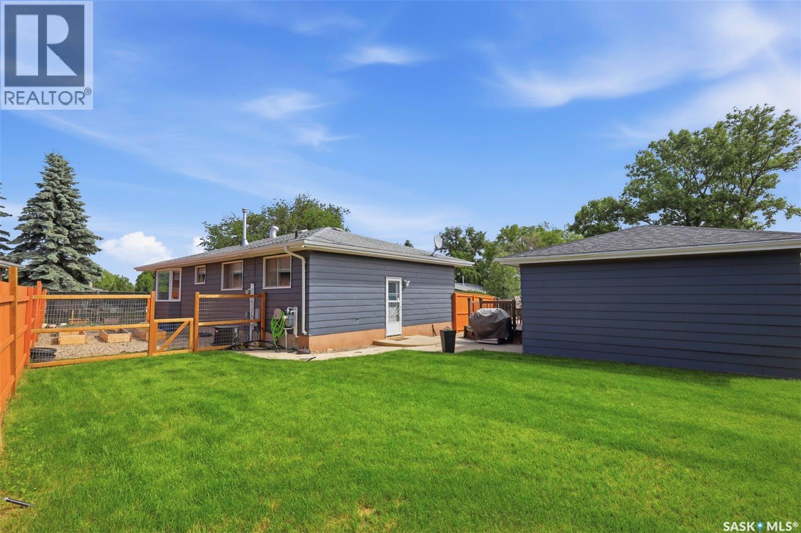 103 Appleby DRIVE — photo 36
