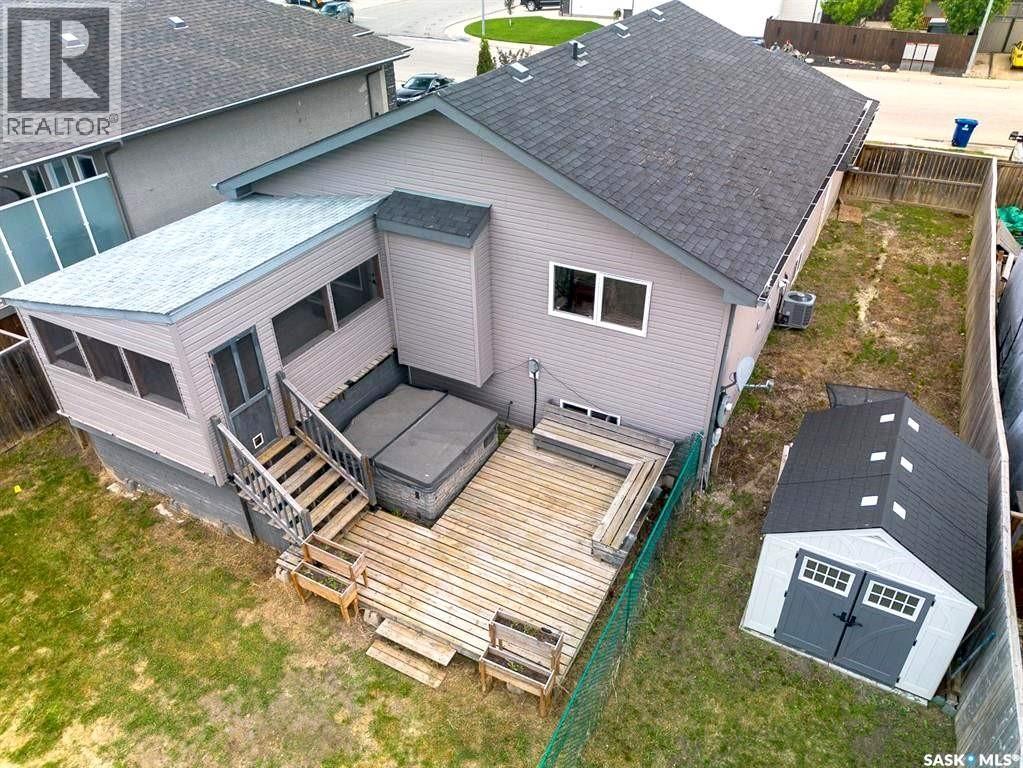 708 6TH AVENUE S — photo 36
