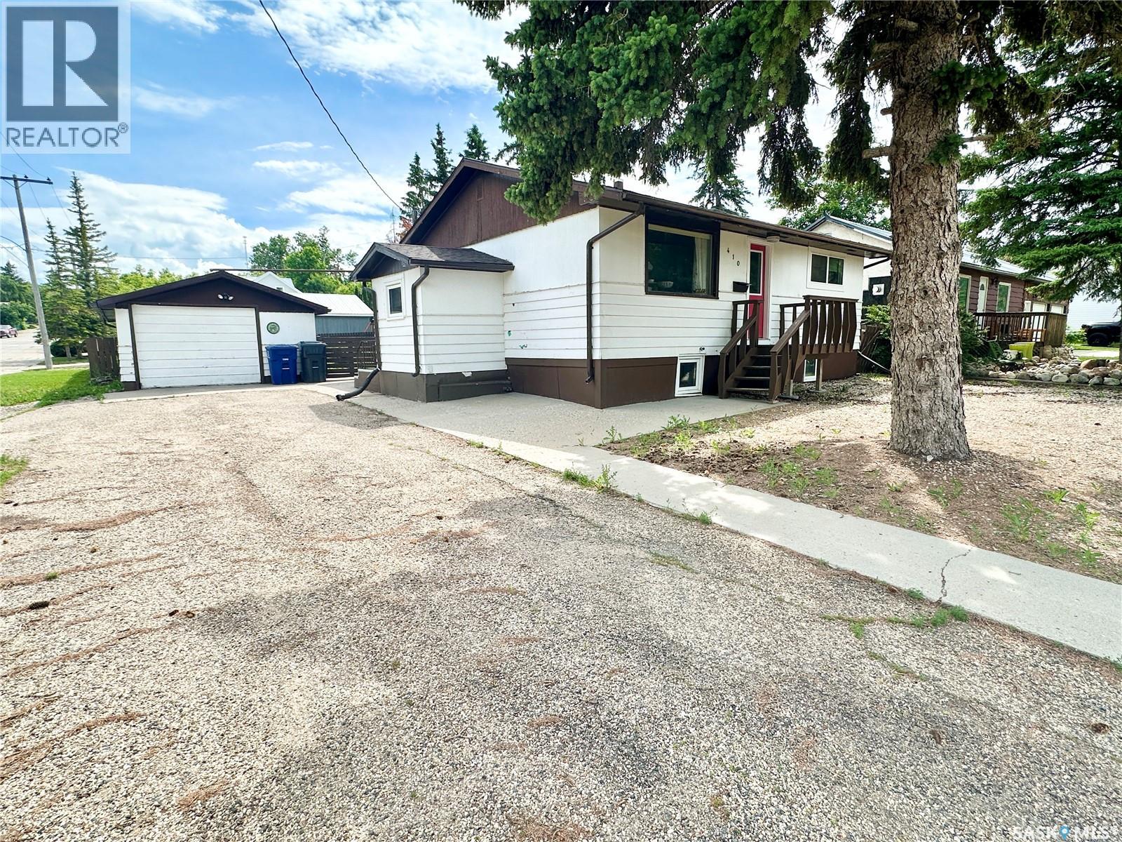 410 2nd AVENUE SE - 2