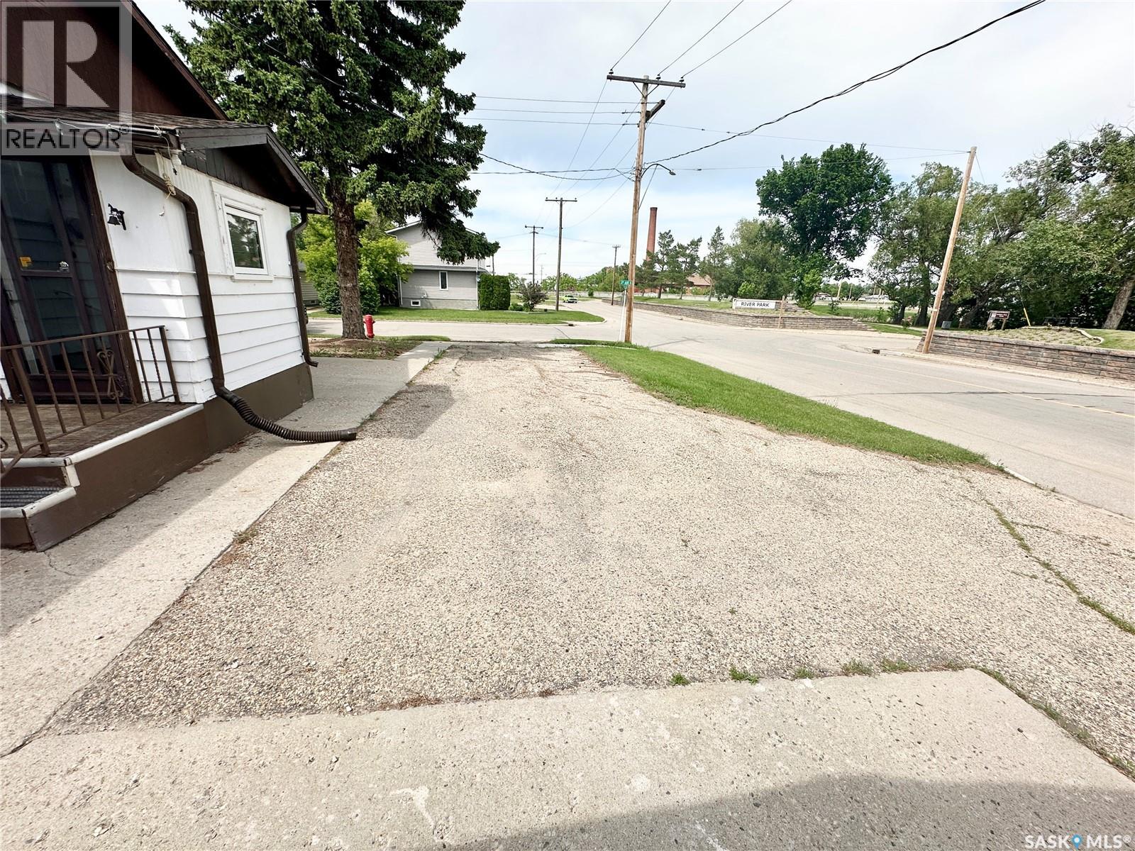 410 2nd AVENUE SE - 3