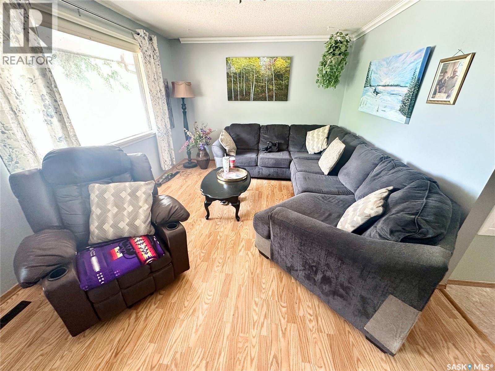 410 2nd AVENUE SE - 8