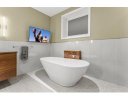 8901 Mackie Street, Langley, BC V1M2S1 Photo 34