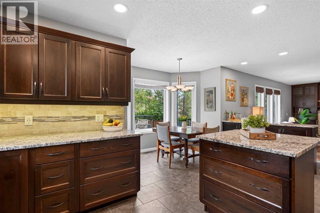 Undercabinet lighting