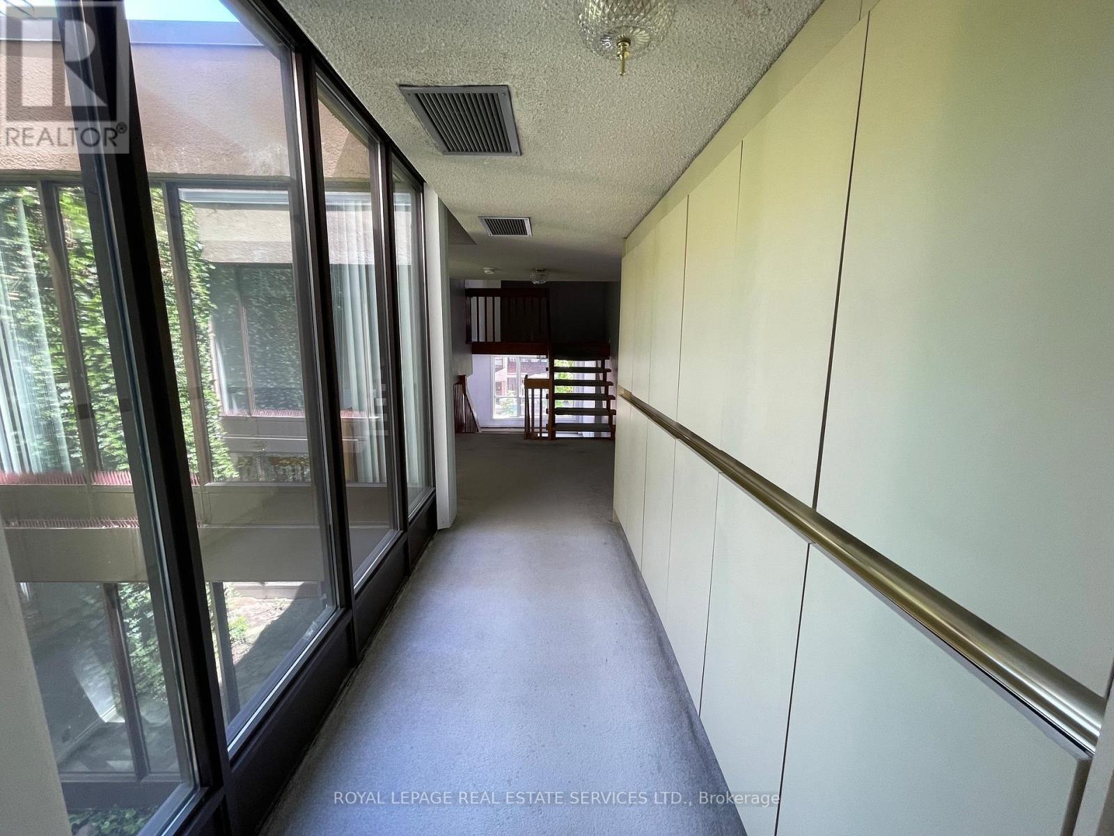 #6 48 GRANBY STREET - 12