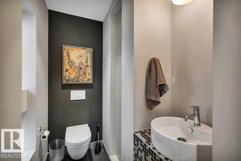 11339 67 ST NW - 24