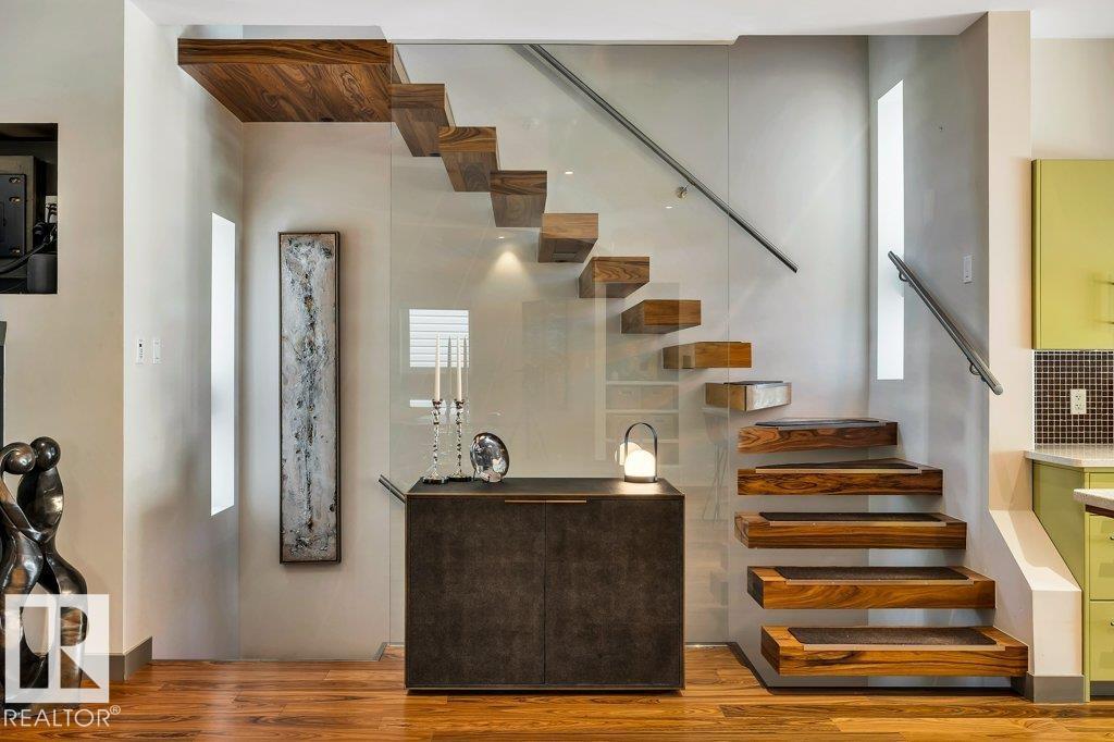 11339 67 ST NW - 26