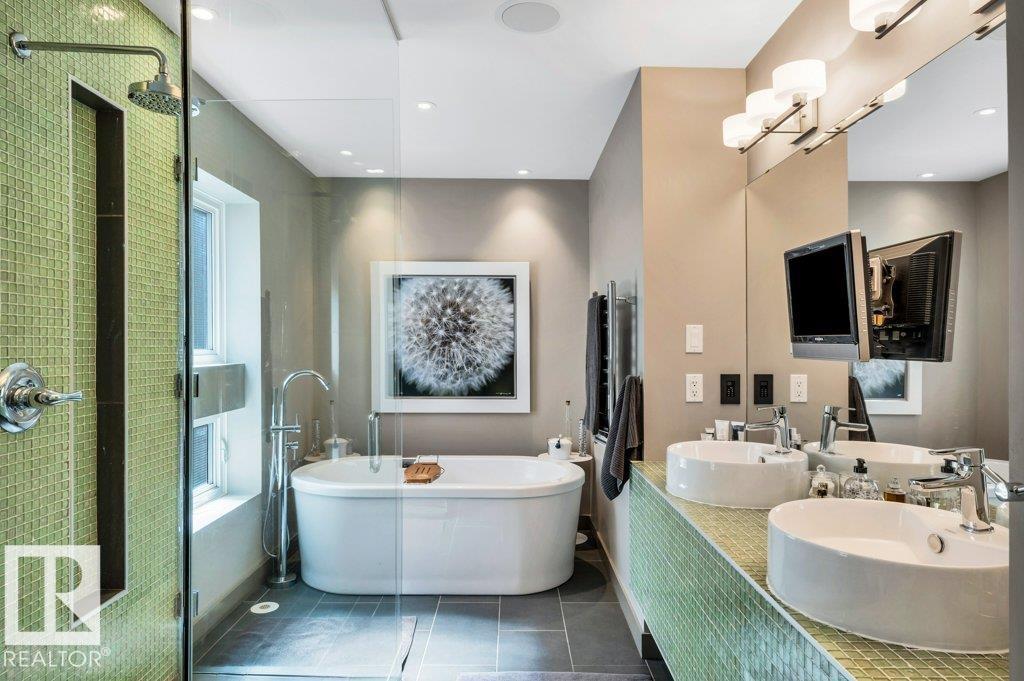 11339 67 ST NW - 35
