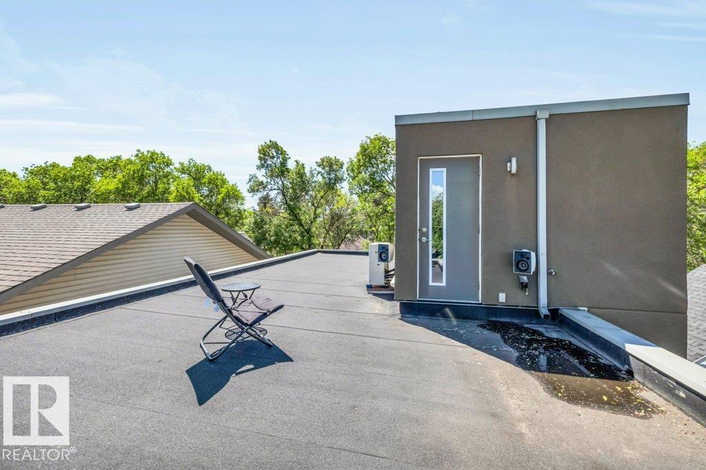 11339 67 ST NW - 48
