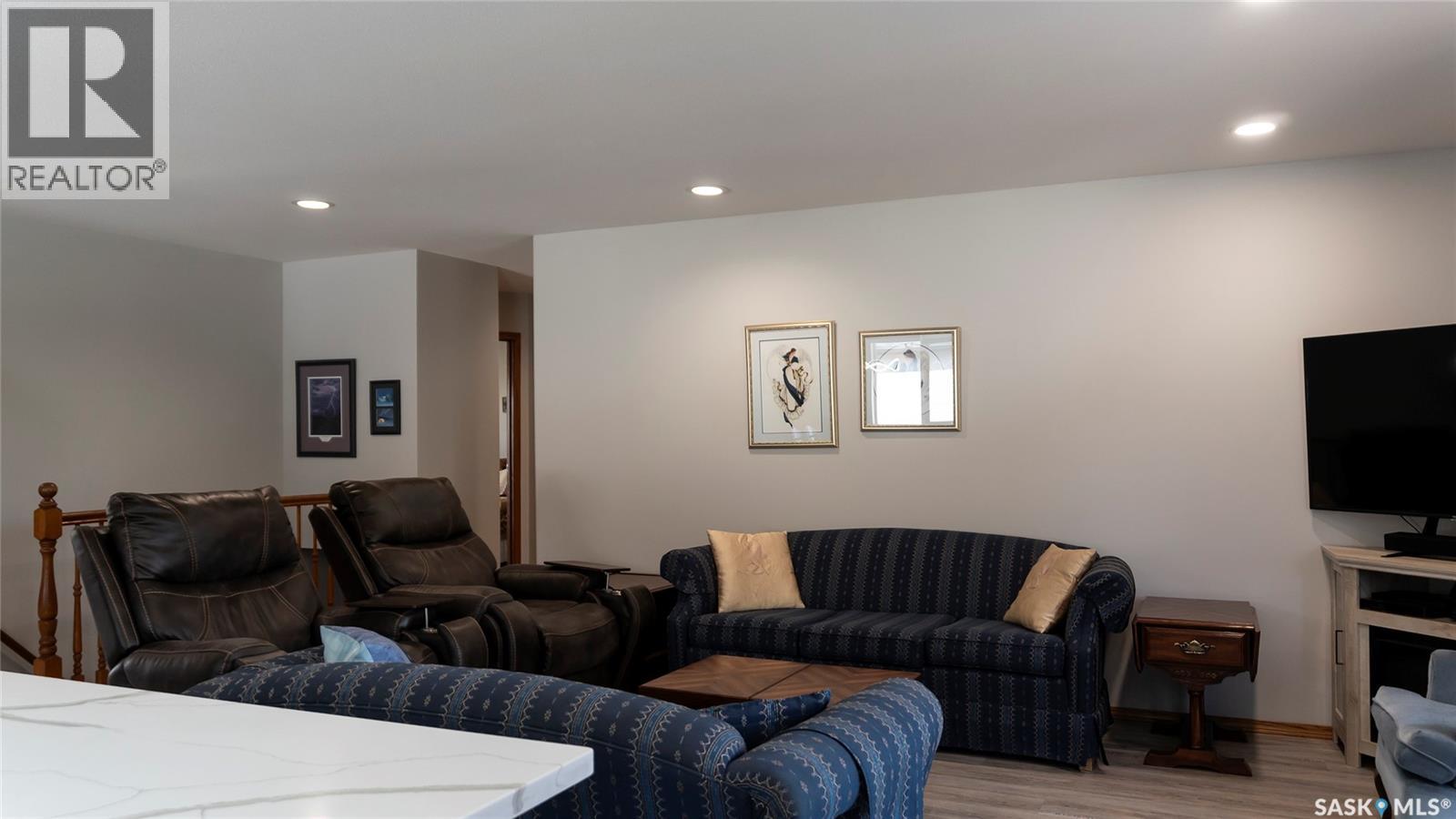 #3 78 Russell DRIVE - 13