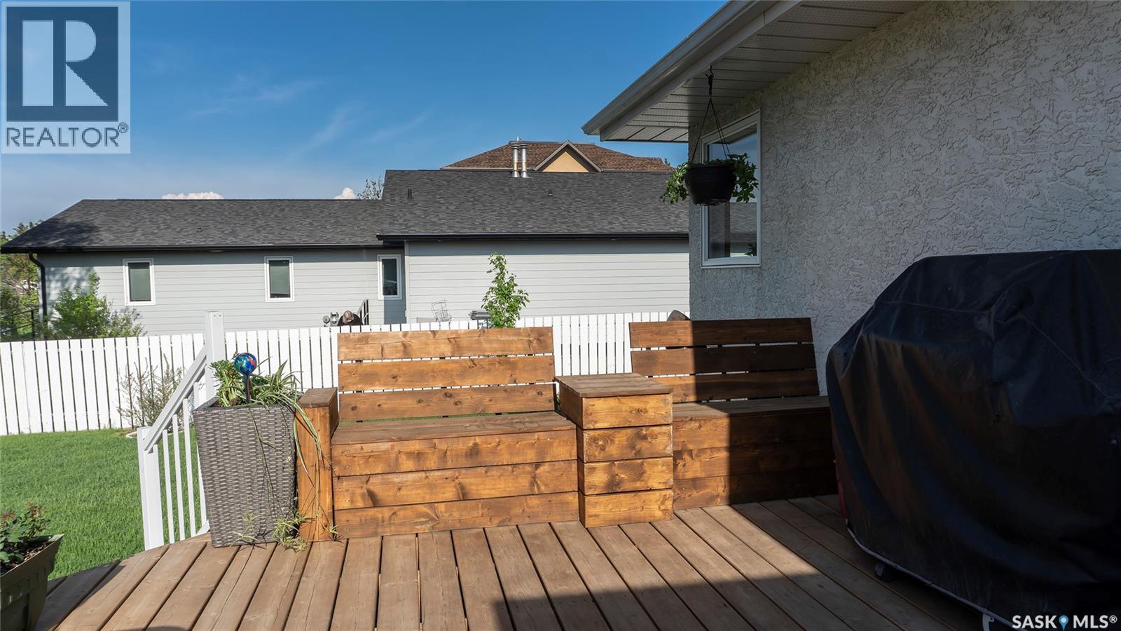 #3 78 Russell DRIVE - 33