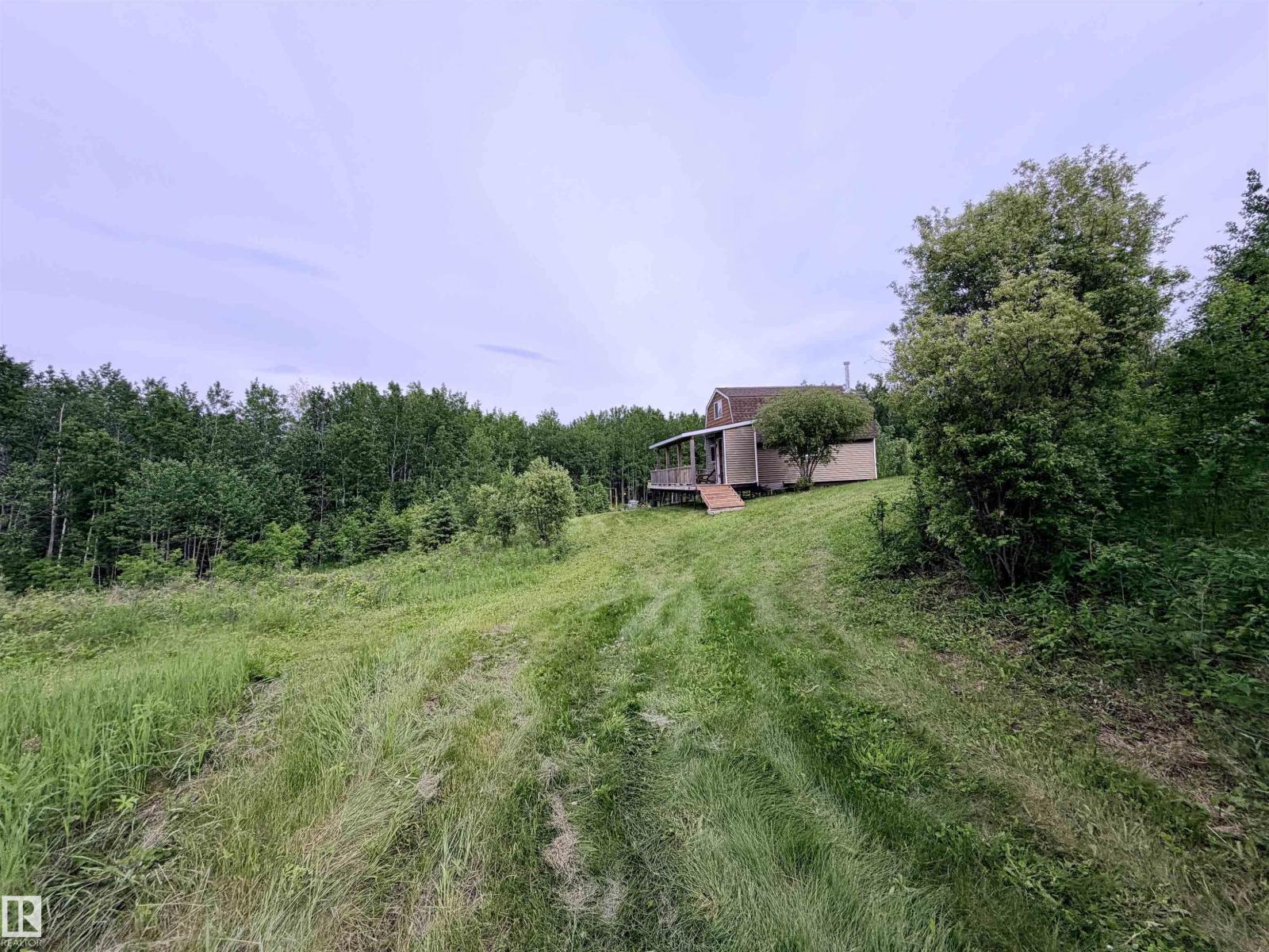 SE 30-61-11-W4 — photo 10