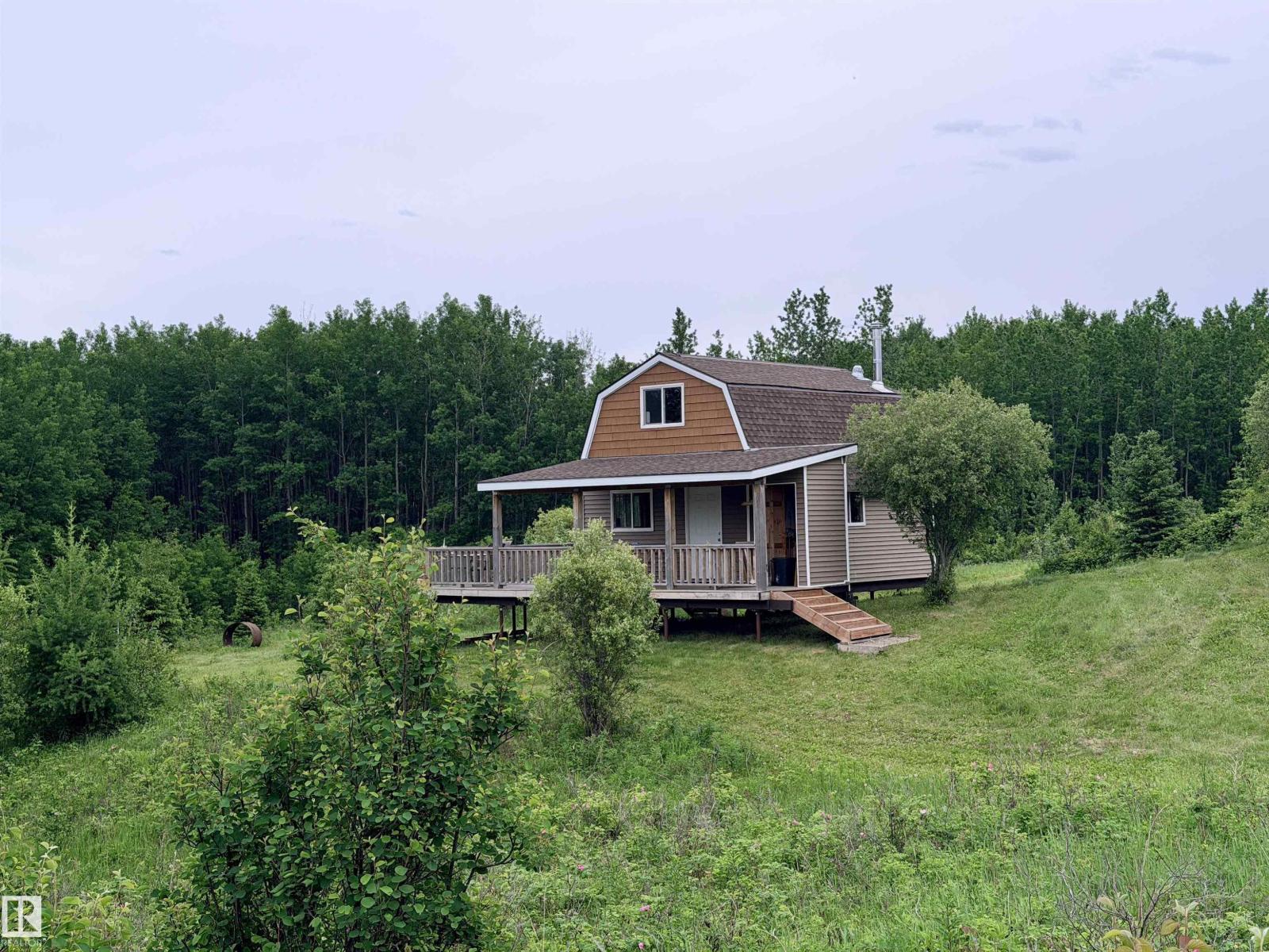 SE 30-61-11-W4 — photo 13