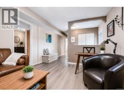 2162 Stelly's Cross Rd, Central Saanich, BC V8M1M3 Photo 20