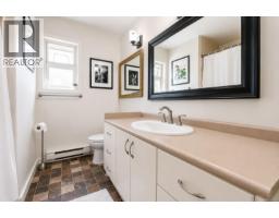 Laundry room - 2162 Stelly's Cross Rd, Central Saanich, BC V8M1M3 Photo 13