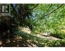 2162 Stelly's Cross Rd, Central Saanich, BC V8M1M3 Photo 43