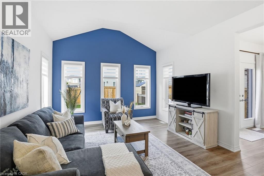 4-bedroom home for sale at 1 BAWCUTT Crescent, Paris ON · photo 10 of 50