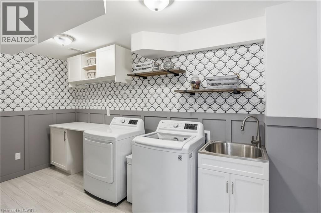 4-bedroom home for sale at 1 BAWCUTT Crescent, Paris ON · photo 43 of 50