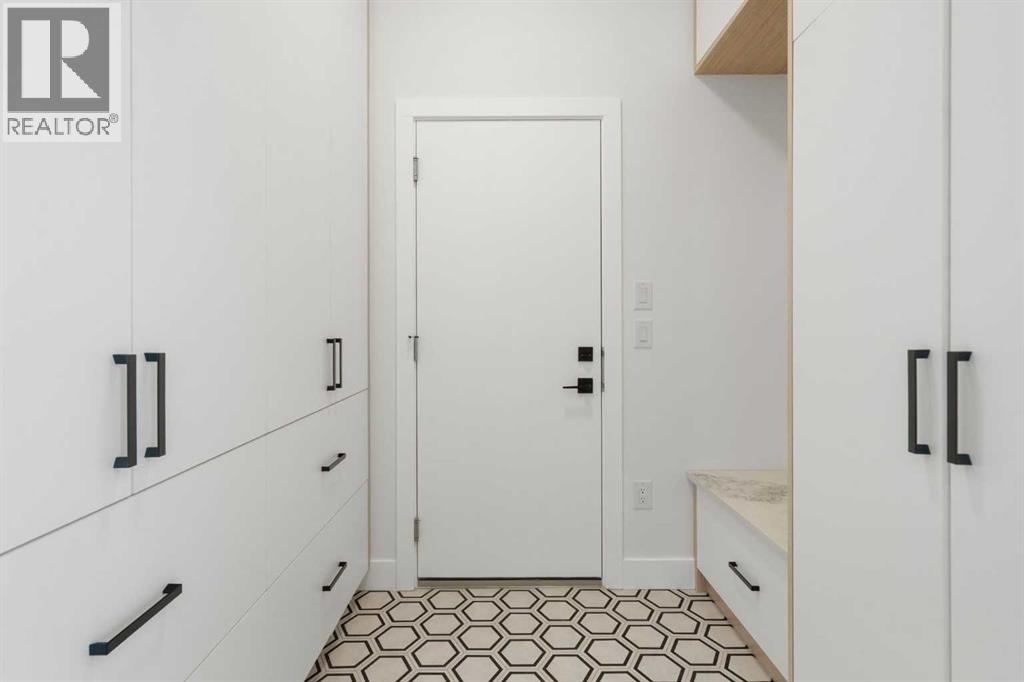 290 Muirfield Crescent - 24