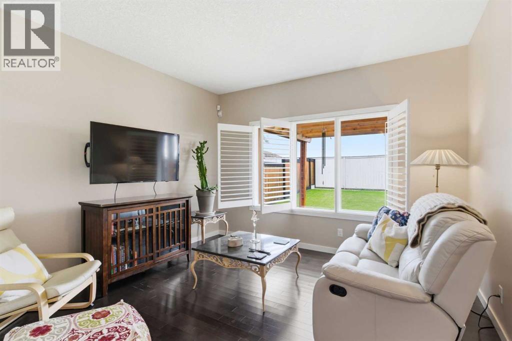 414 River Heights Crescent, Cochrane