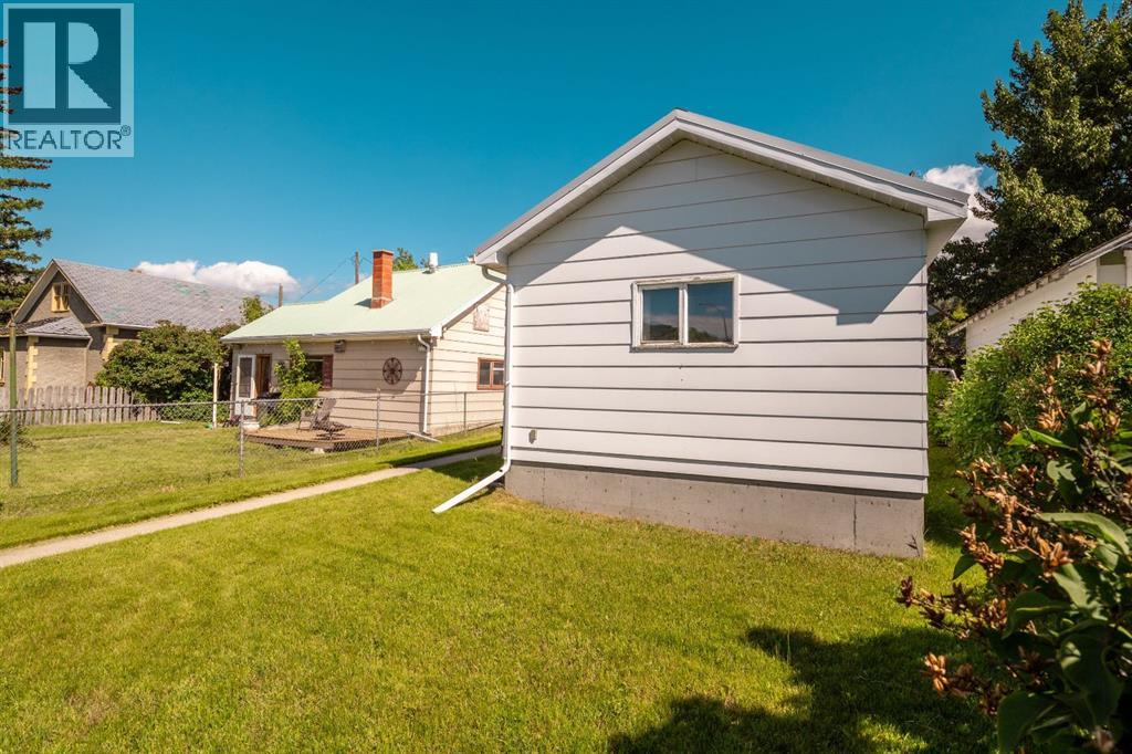 A yard that gives you room to breathe