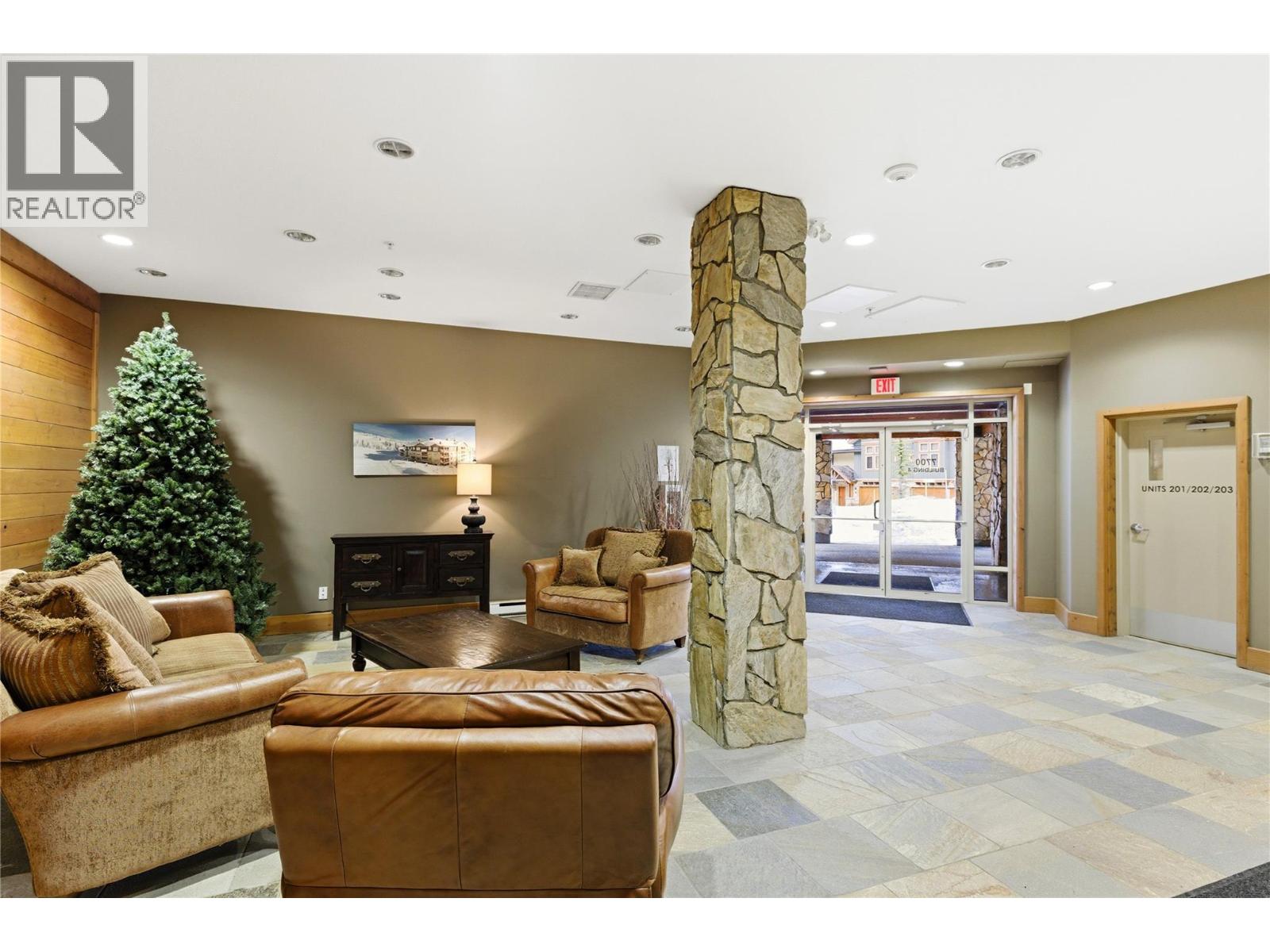 #4-501 7700 Porcupine Road - 39