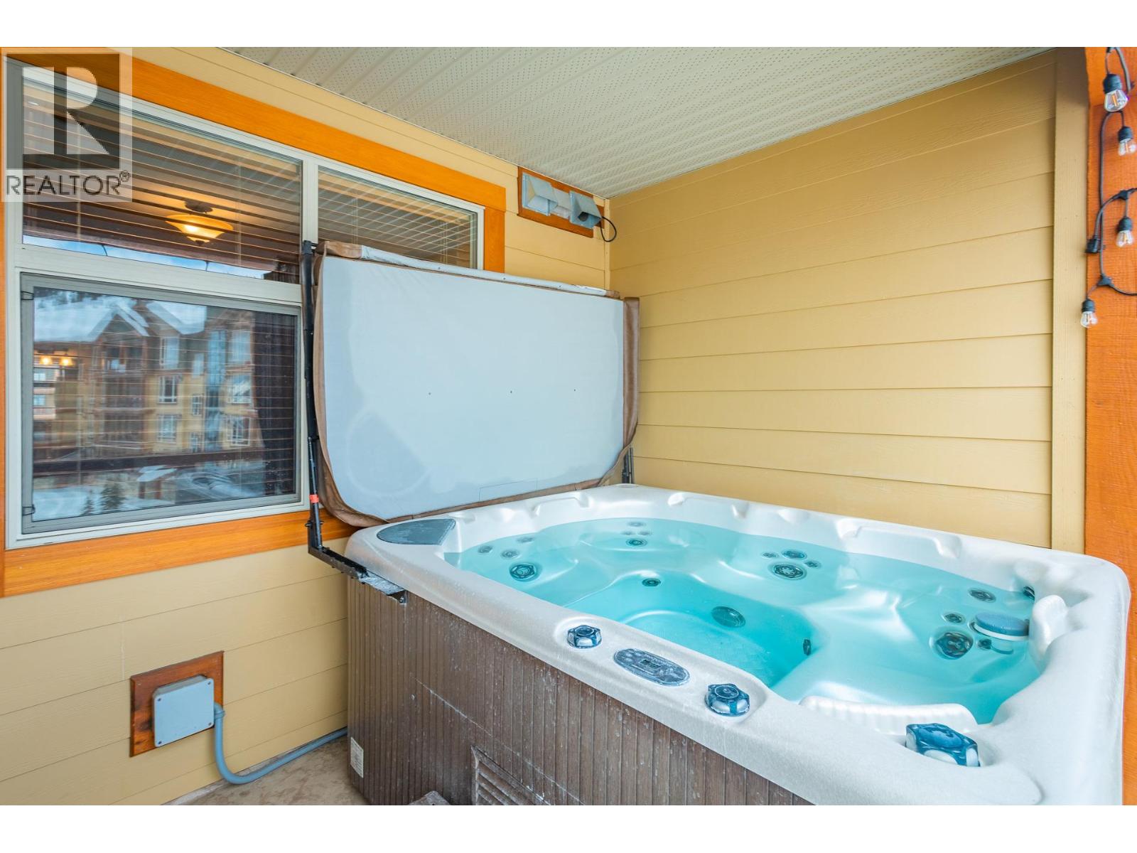 #4-501 7700 Porcupine Road - 28