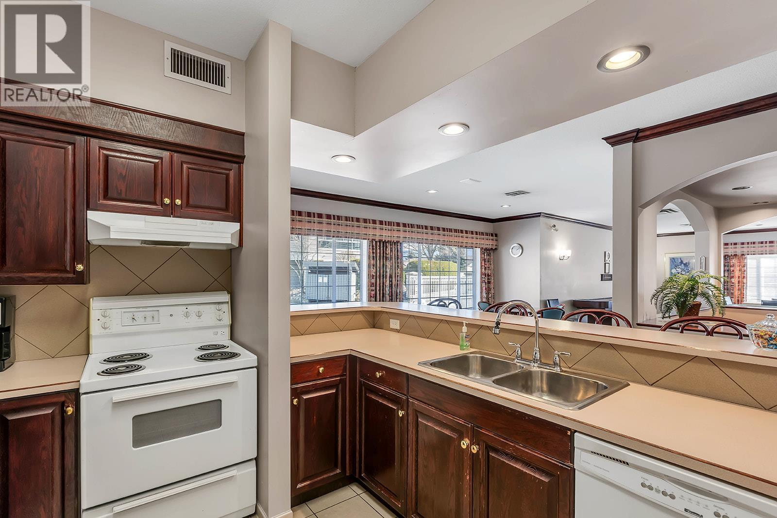 980 Glenwood Avenue Unit# 209, Kelowna