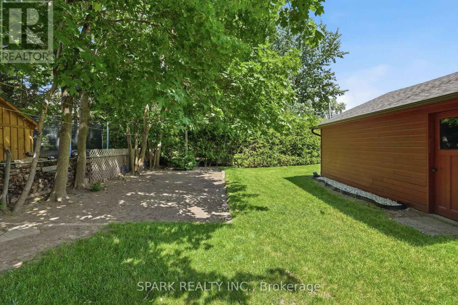 416 DELREX BOULEVARD - 36
