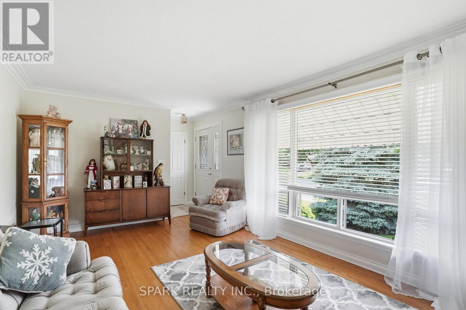 416 DELREX BOULEVARD - 8