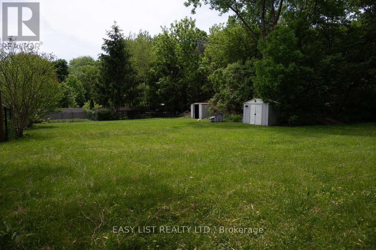 1574 NORTHMOUNT AVENUE - 10