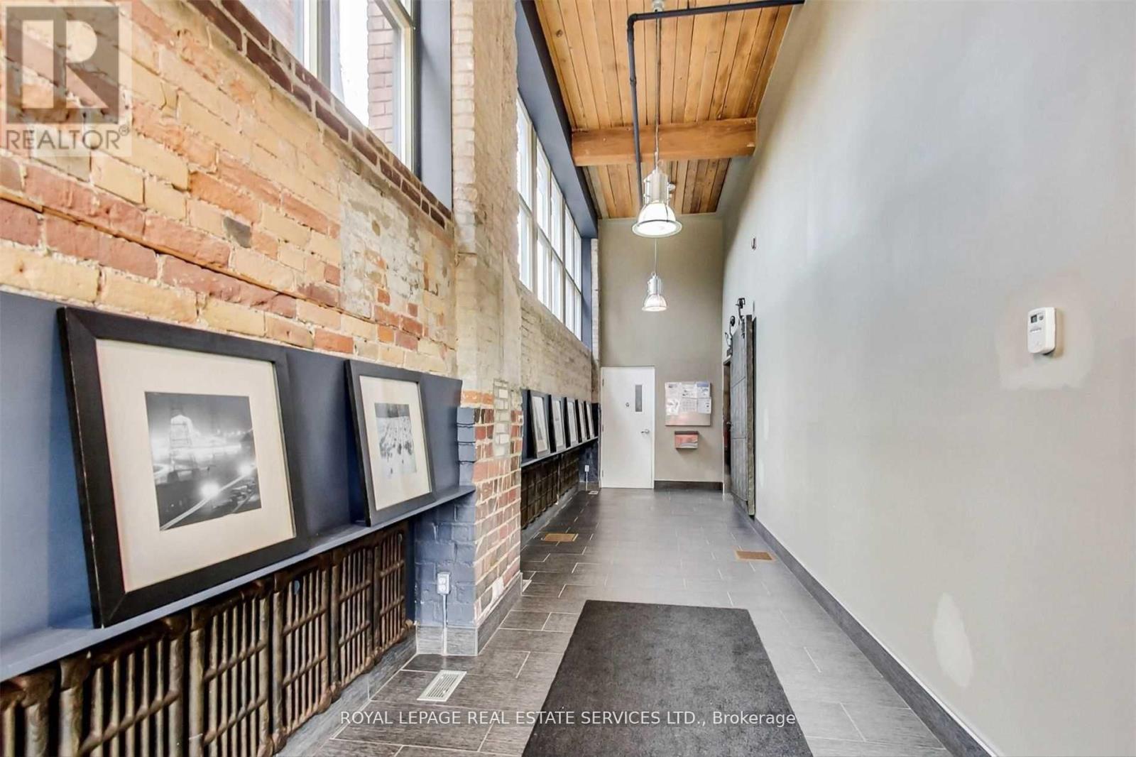 #405 2154 DUNDAS STREET W - 4