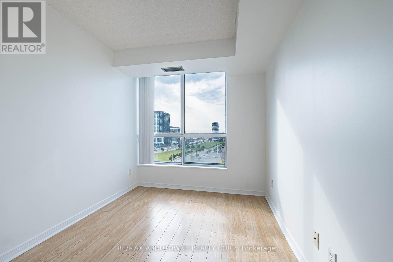 #1102 2585 ERIN CENTRE BOULEVARD - 28