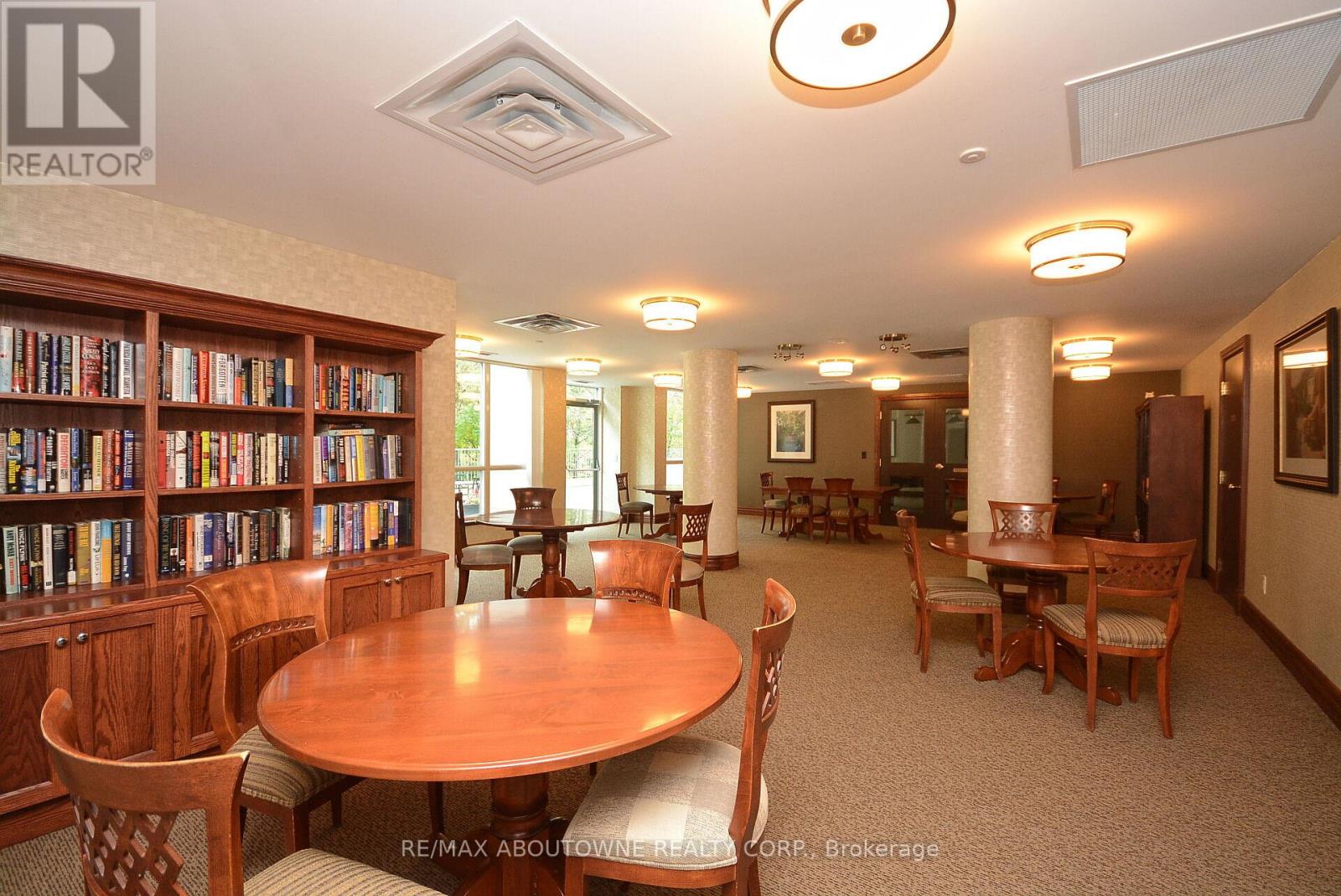 #1102 2585 ERIN CENTRE BOULEVARD - 34