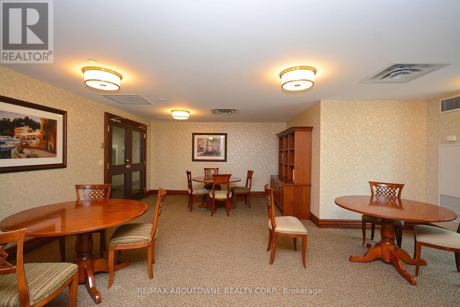 #1102 2585 ERIN CENTRE BOULEVARD - 35