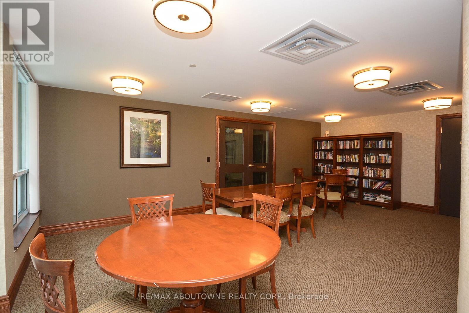 #1102 2585 ERIN CENTRE BOULEVARD - 36
