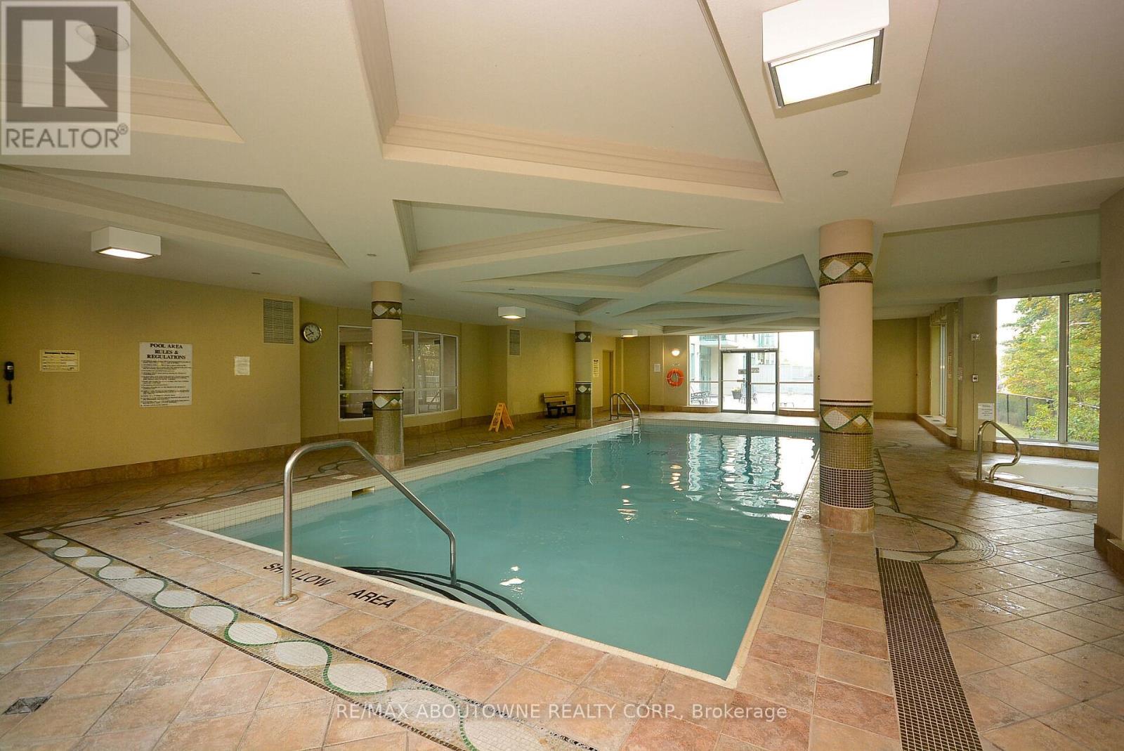 #1102 2585 ERIN CENTRE BOULEVARD - 38
