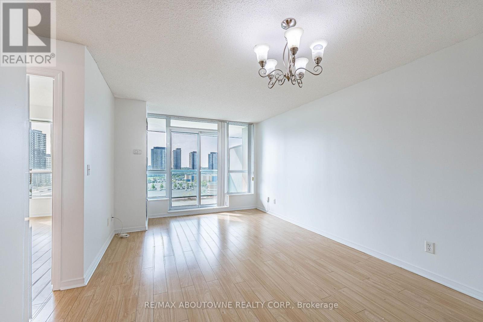 #1102 2585 ERIN CENTRE BOULEVARD - 9