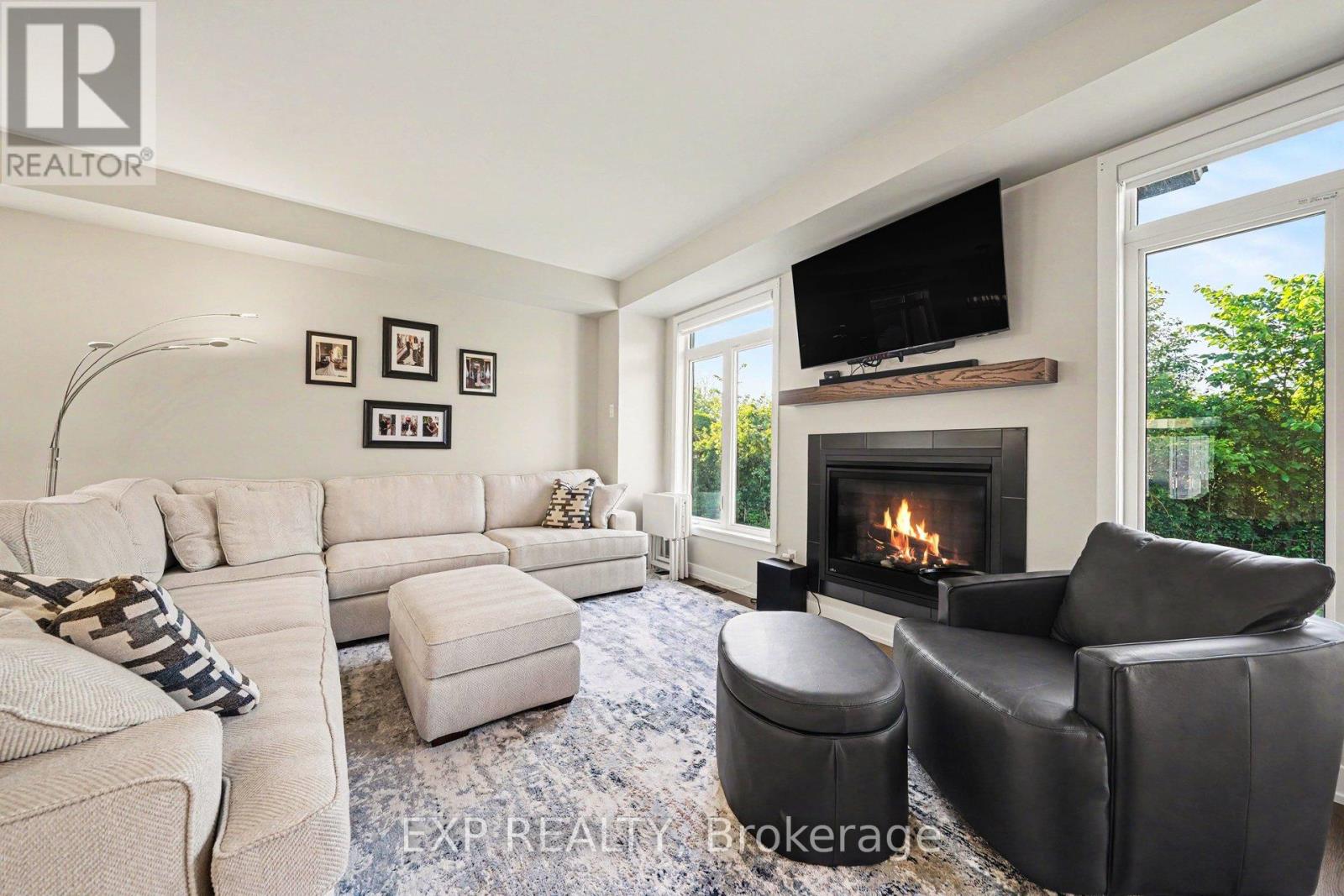 3 Bed, 3 Bath House for Sale in Ottawa – 41 NETTLE CRESCENT, Ottawa – MLS# X13464386 - Image 9